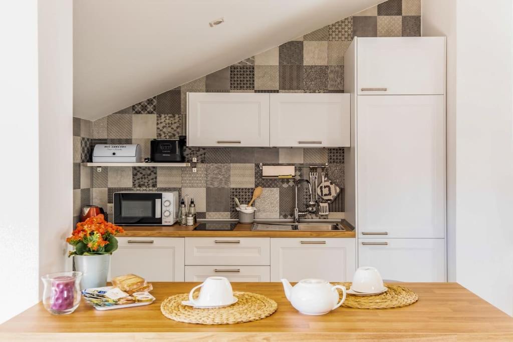 Domus Coppola Catania Apartment ภายนอก รูปภาพ