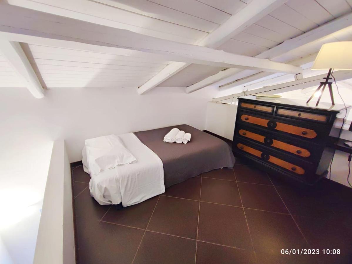 Domus Coppola Catania Apartment ภายนอก รูปภาพ